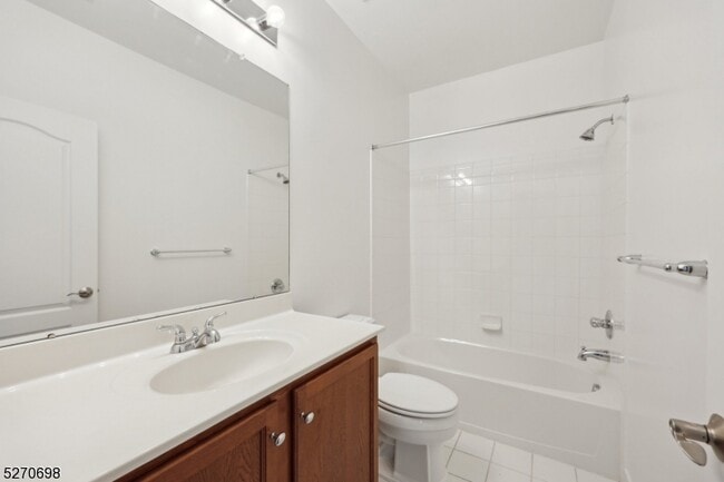 Building Photo - 1305 Meadow Brook Ct
