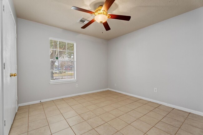 Building Photo - 21015 Hidden Bridle Ct