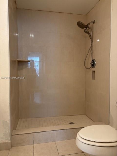 Building Photo - 8000 N Nob Hill Rd