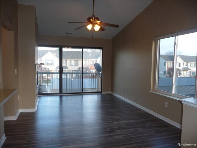 Building Photo - 30631 Hidden Pines Ln