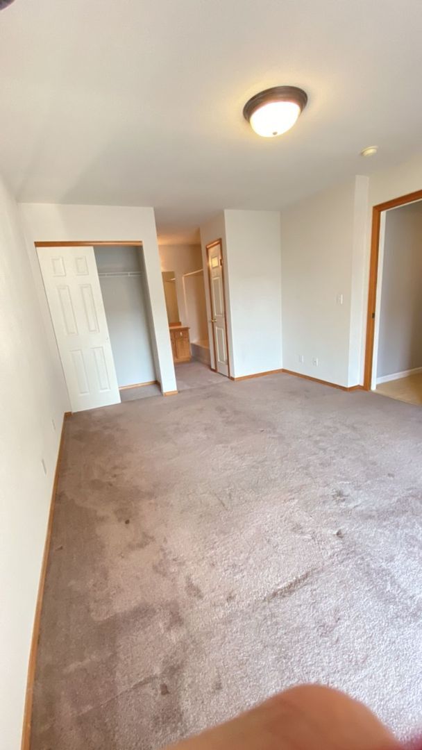 Building Photo - Rent Reduction! 3-Bed, 2-Bath Home with Mo...