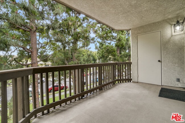 Building Photo - 8512 Tuscany Ave