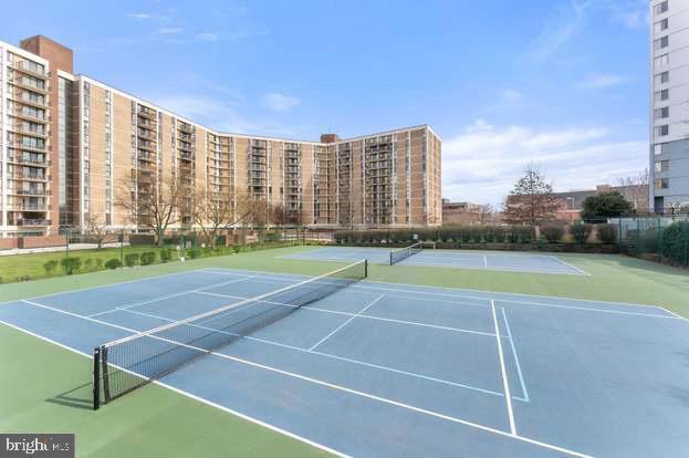 Building Photo - 6800 Fleetwood Rd