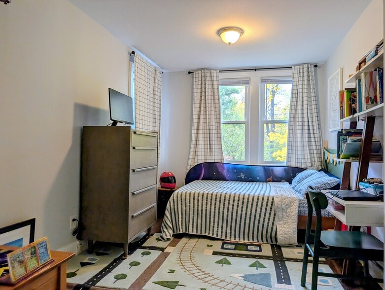 Building Photo - 156 Mercer St