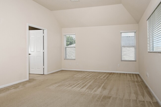 Building Photo - 9960 Hyacinth Way