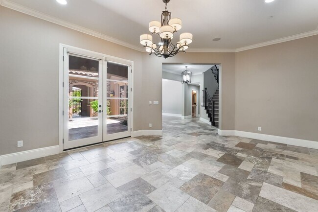 Building Photo - Elegant model home at Club Madeira!