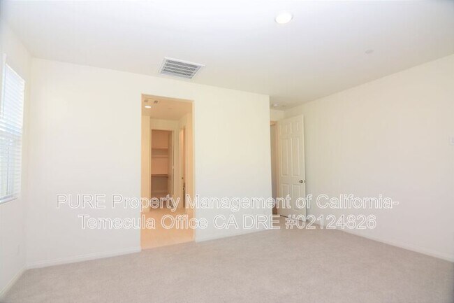 Building Photo - 32615 Cert St