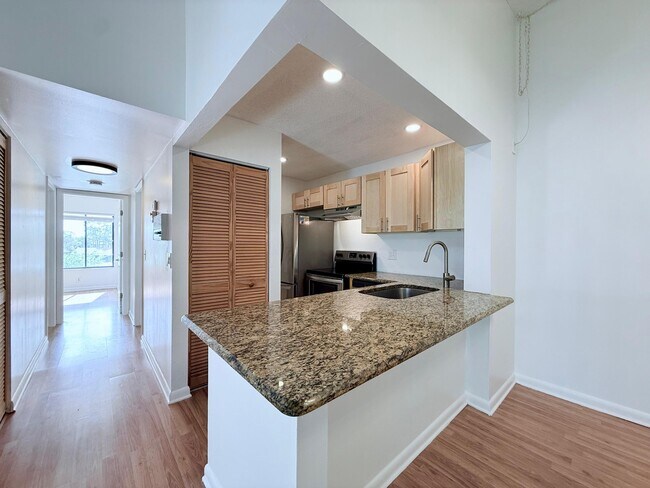 Building Photo - 603 Sea Pine Way