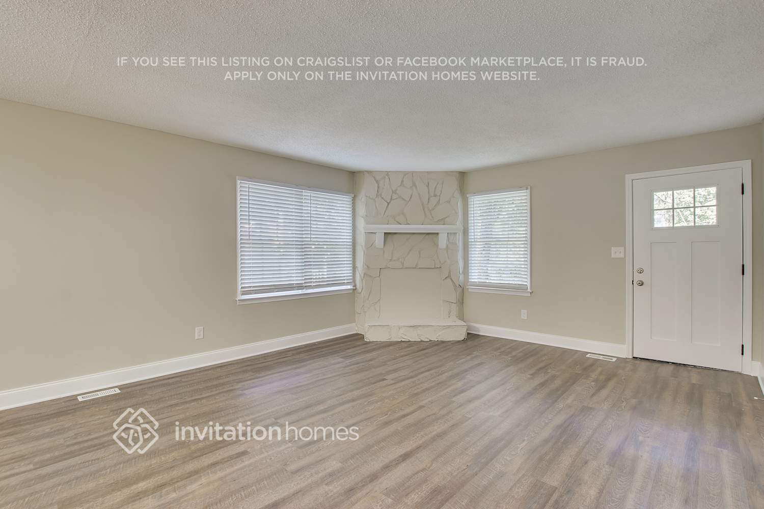 Building Photo - 3995 Willowbrook Dr