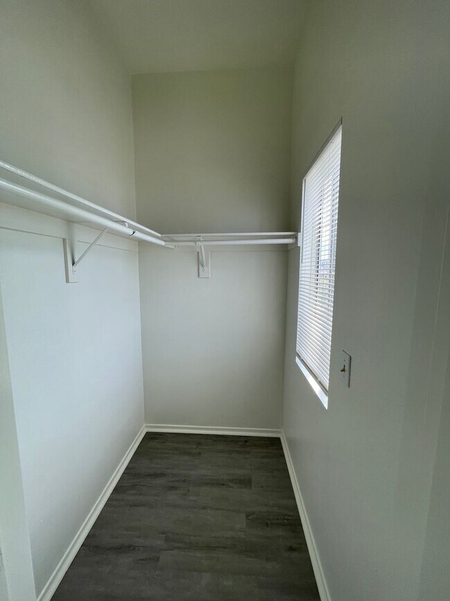 Building Photo - 3bed/3bath Townhouse in San Gabriel - InveServe Corp