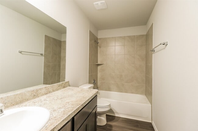 Building Photo - 2424 Copper Cyn Dr
