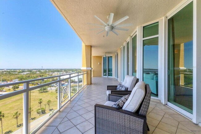 Building Photo - 130 Riviera Dunes Way