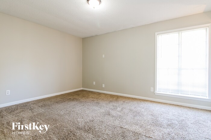 Building Photo - 3295 Canisbay Rd