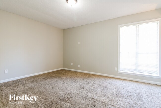 Building Photo - 3295 Canisbay Rd