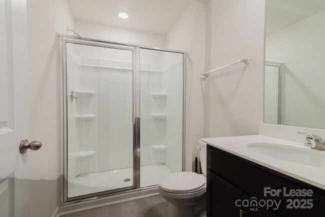 Building Photo - 2226 Redstone Dr
