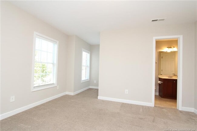 Building Photo - 5233 Stone Station Dr