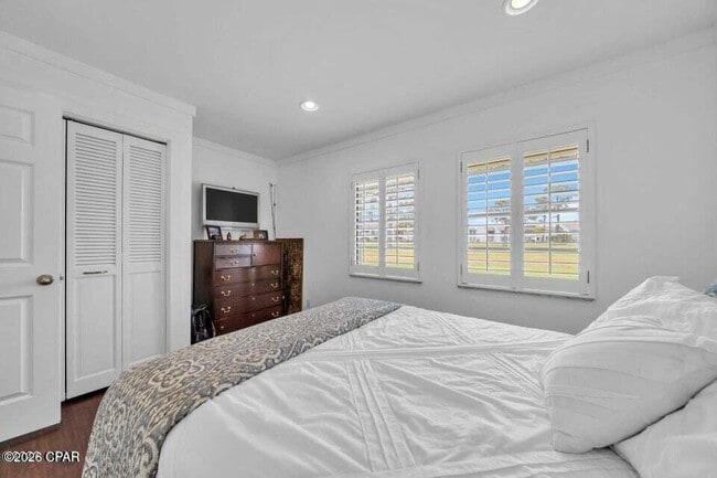 Building Photo - 628 Amberjack Dr