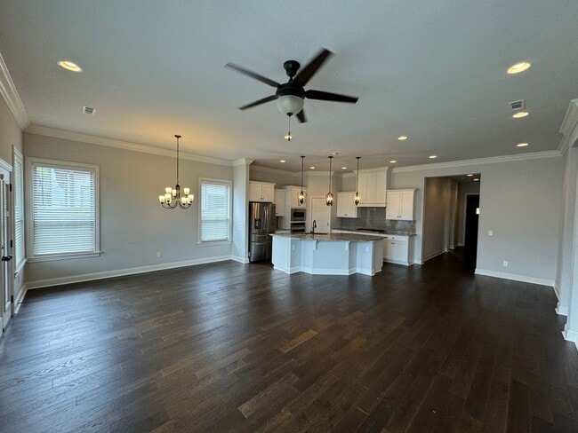 Building Photo - Stunning Bentonville Home
