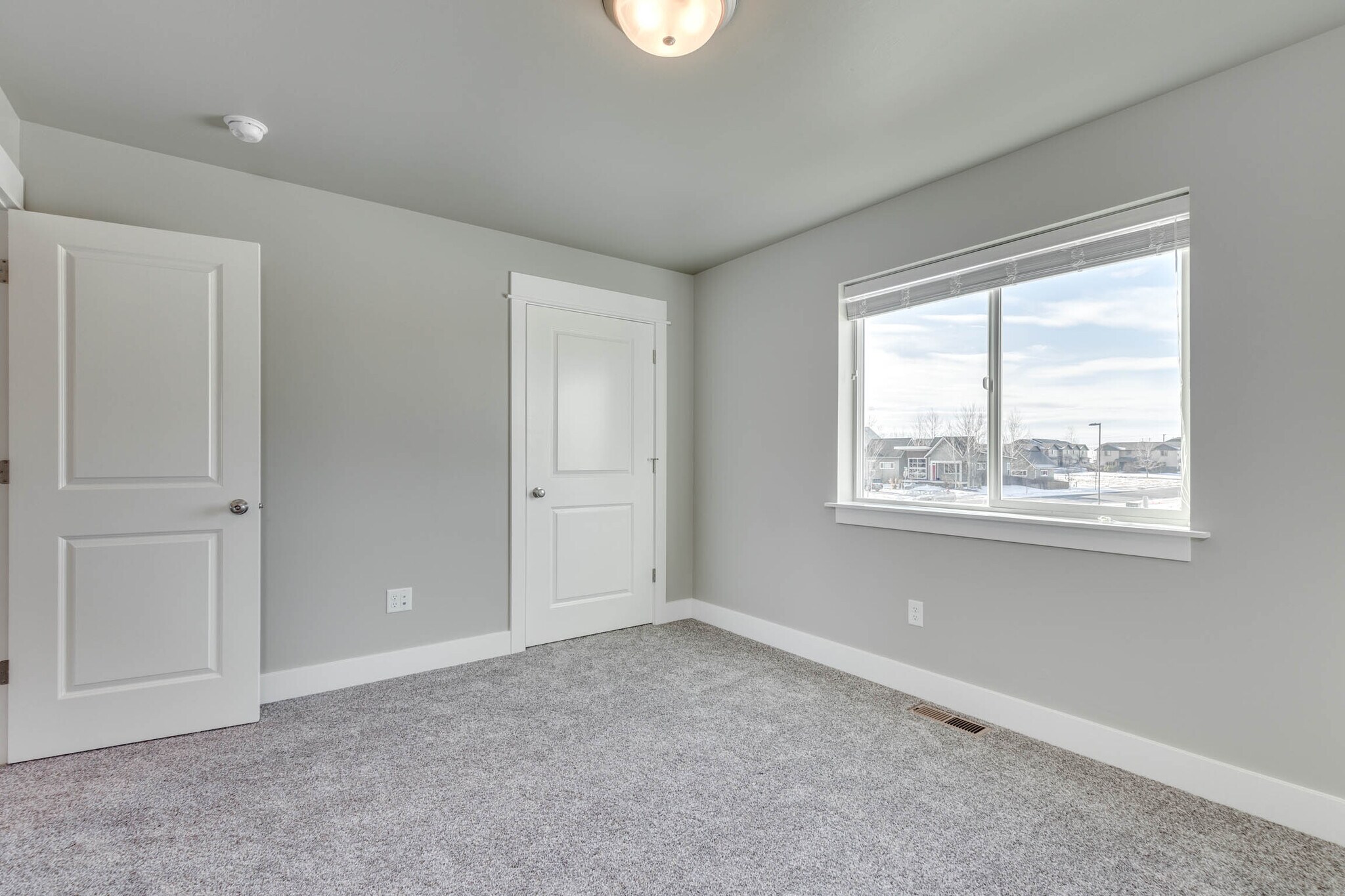 Building Photo - 3037 Catron St