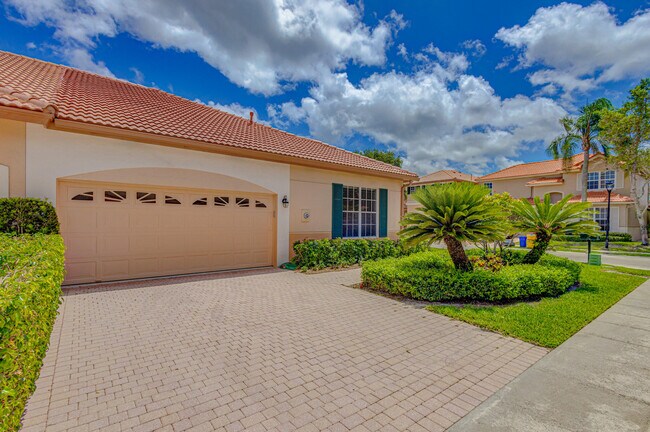 Building Photo - 146 Monterey Pointe Dr
