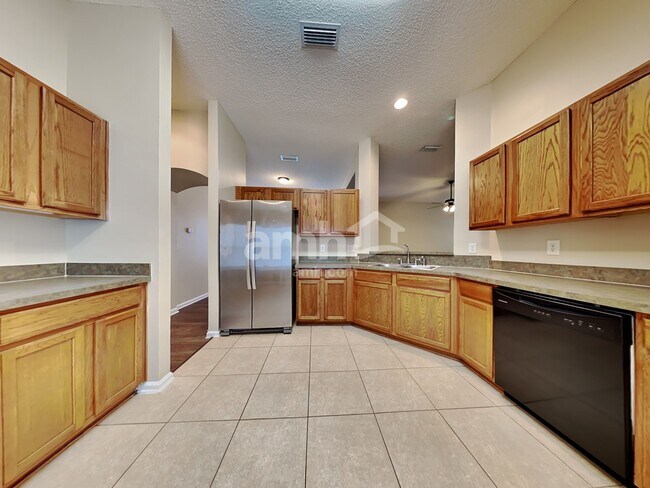 Building Photo - 1860 Enterprise Ave