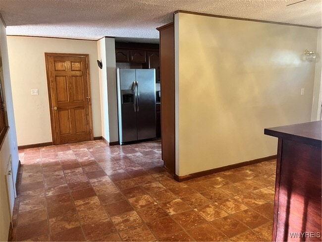 Building Photo - 206 Hillcrest Dr