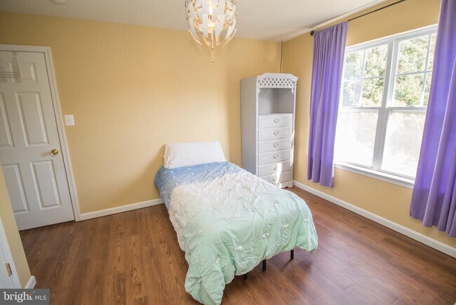 Building Photo - 45567 Bethson St