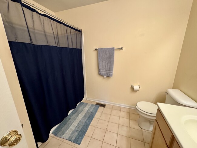 Building Photo - 543 Shakespeare Dr