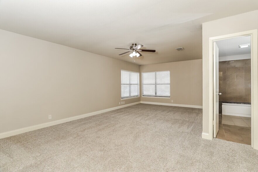 Building Photo - 3506 McCormick St