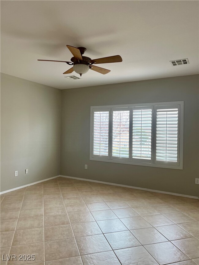 Building Photo - 2460 Calvert City Dr