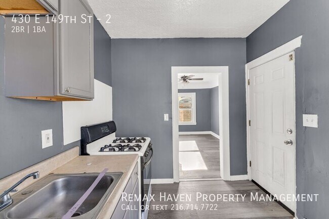 Building Photo - 430 E 149th St