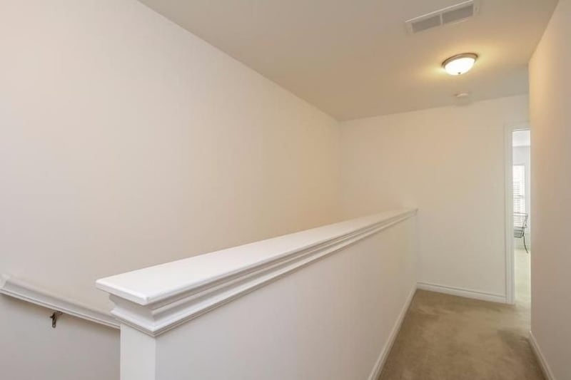 Building Photo - 3370 Endsleigh Ln