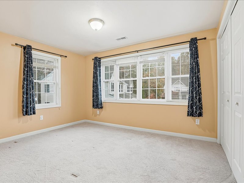 Building Photo - 20 Frongillo Farm Rd