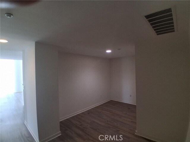 Building Photo - 400 W Ocean Blvd
