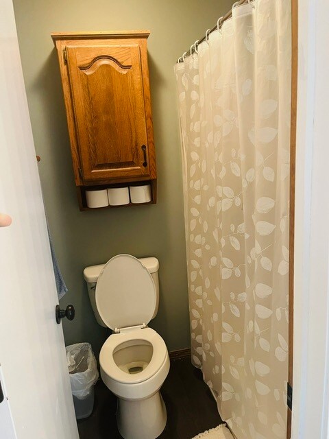 Building Photo - 390 Brook Ave