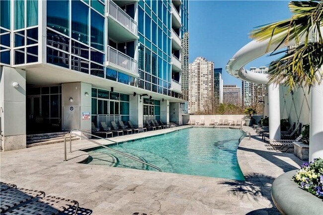 Building Photo - 3338 Peachtree Rd NE