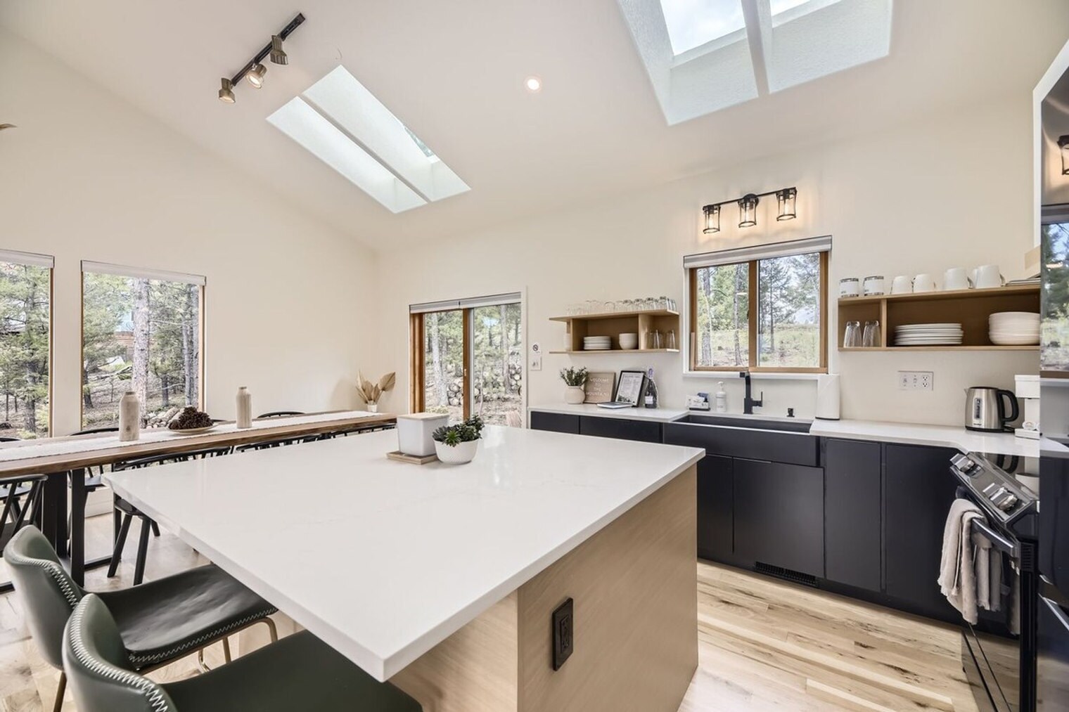 Building Photo - 50 S Nova Cir