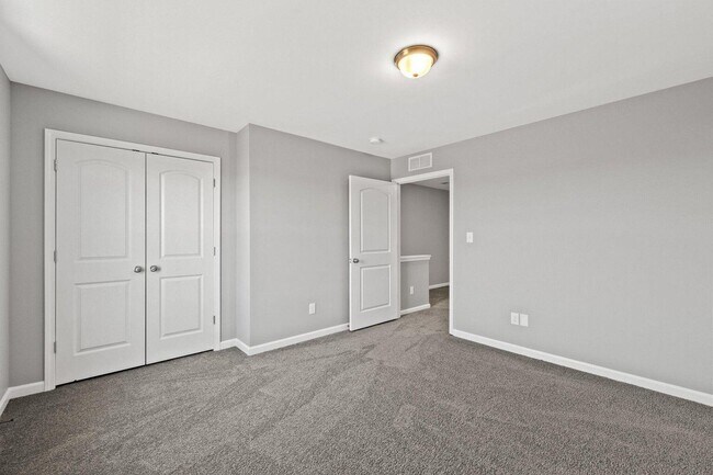 Building Photo - 222 Jared Parker Wy