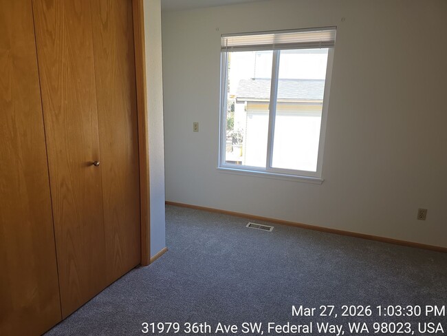 Building Photo - Twin Lakes life on a golf course -4 level home -  4 bedroom 2.5 bathroom with 2 car garage - Move...