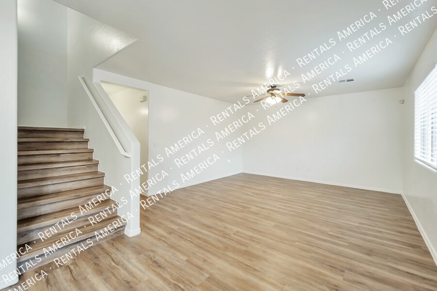 Building Photo - 40336 N PRZEWALSKI St