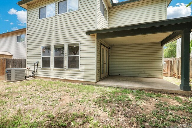 Building Photo - 10106 Amber Flora Dr