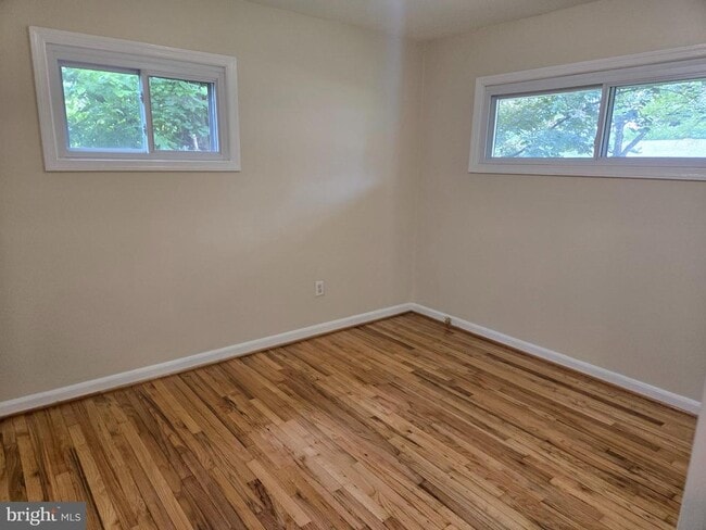 Building Photo - 13118 Vandalia Ct