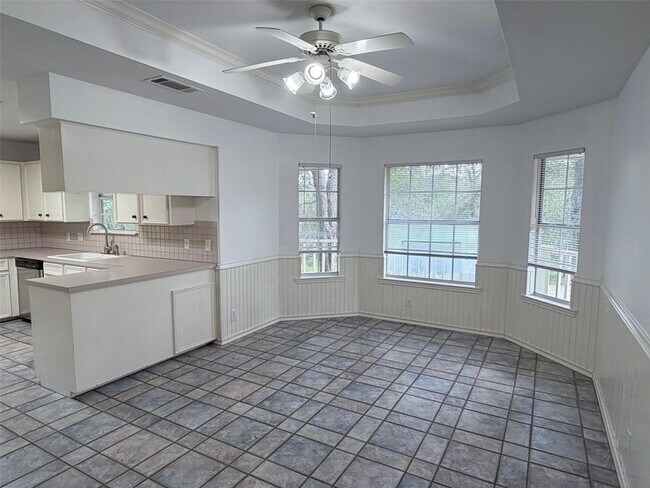 Building Photo - 123 Mesa Verde Dr