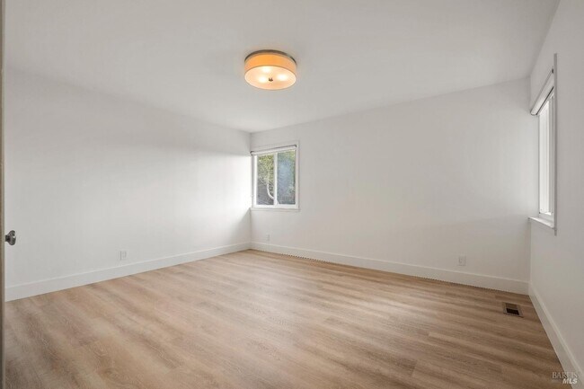Building Photo - 45 Meadow Hill Dr