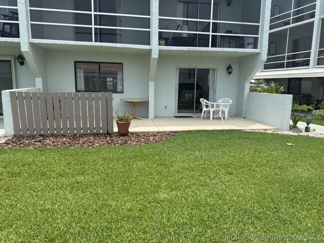 Building Photo - 1300 Seaway Dr