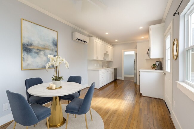 Building Photo - 2401 Eagle St