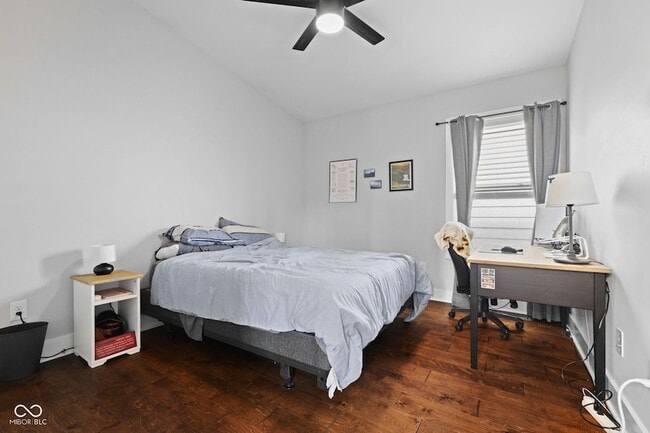 Building Photo - 2464 Broadway St