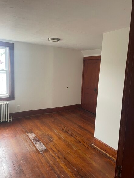 Building Photo - 743 Dartmouth St