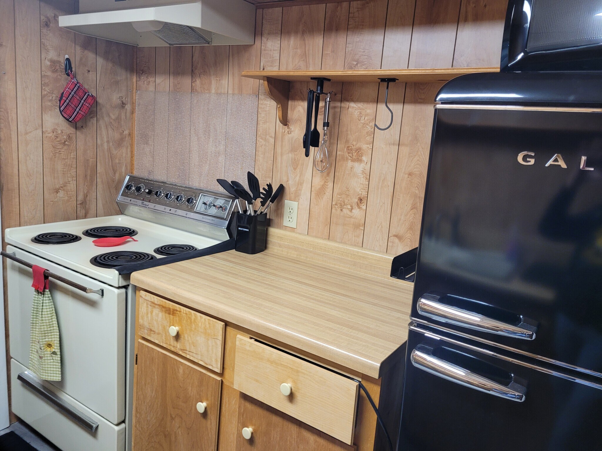 Building Photo - 3000 Ward Ct