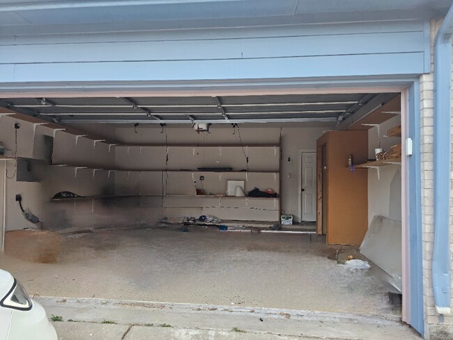 Building Photo - 5548 Rock Canyon Rd